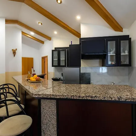 Kristina Appartement *